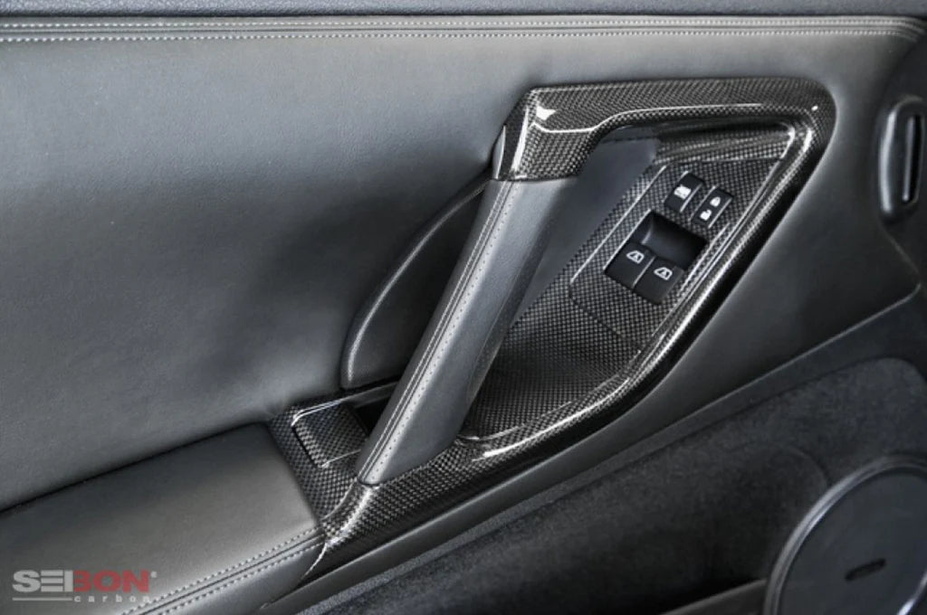 Seibon Carbon Fiber Interior Door Trim Set for Nissan R35 GTR 2009-2016