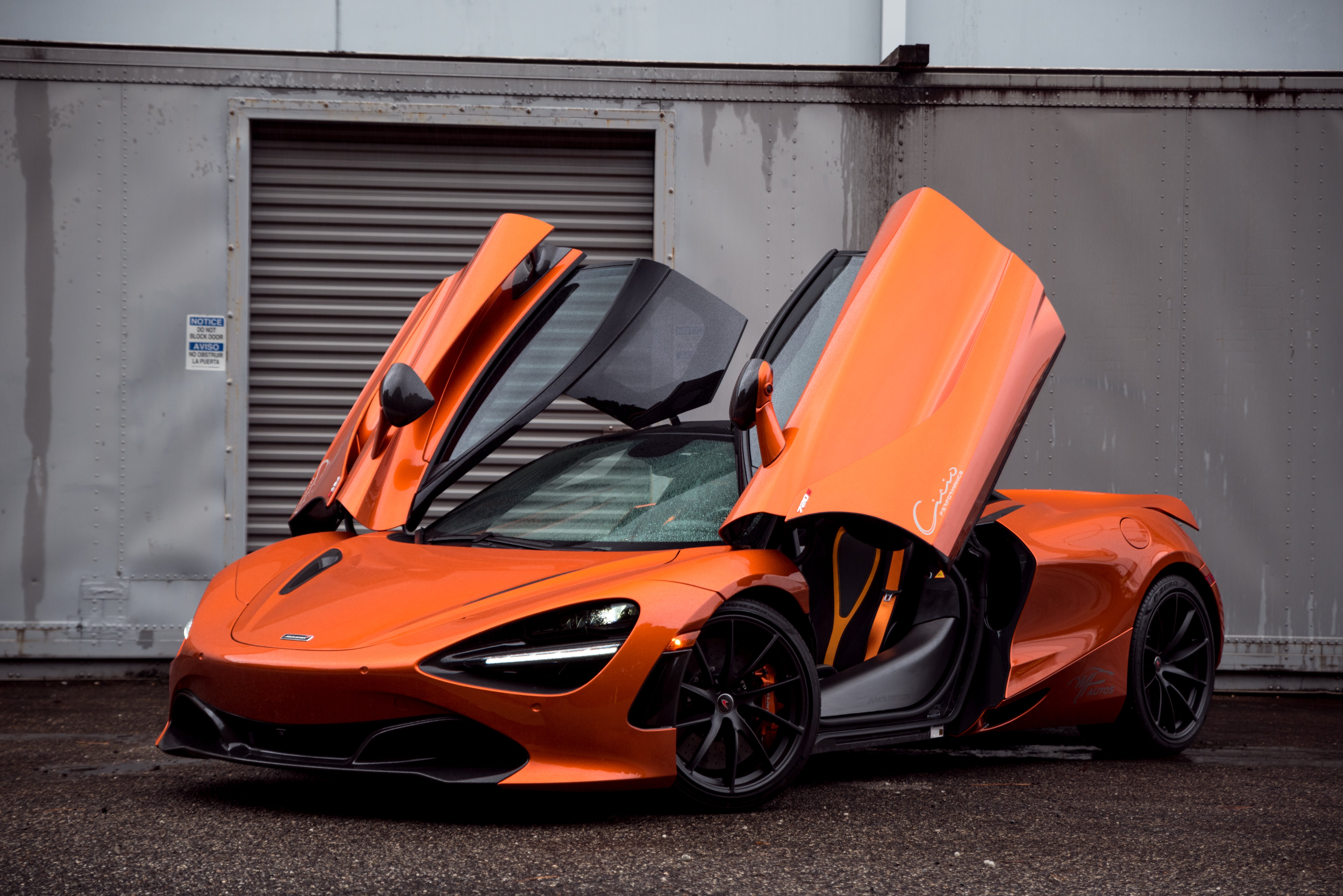 720S