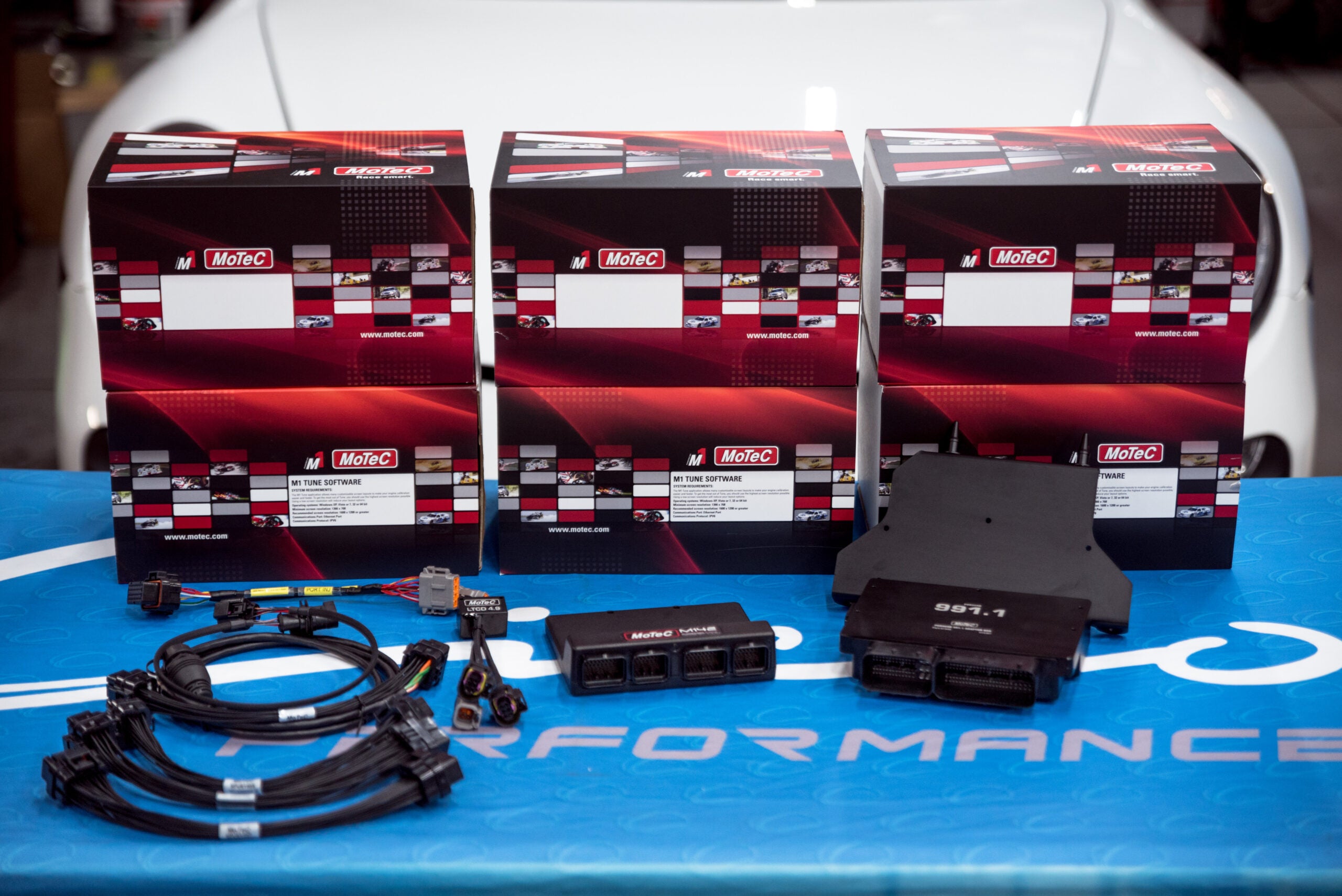 MoTeC M1 PLUG IN ECU KIT for Porsche 991.1 / 991.2 Turbo/Turbo S By Cicio Performance