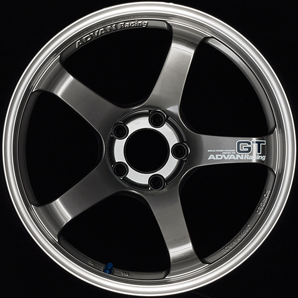 ADVAN GT 18 Inch Wheel