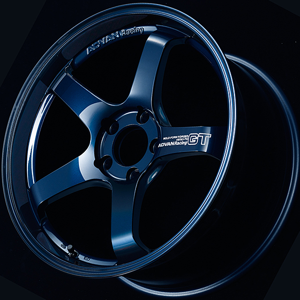 ADVAN GT 18 Inch Wheel
