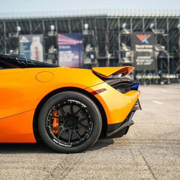 Wheels: McLaren